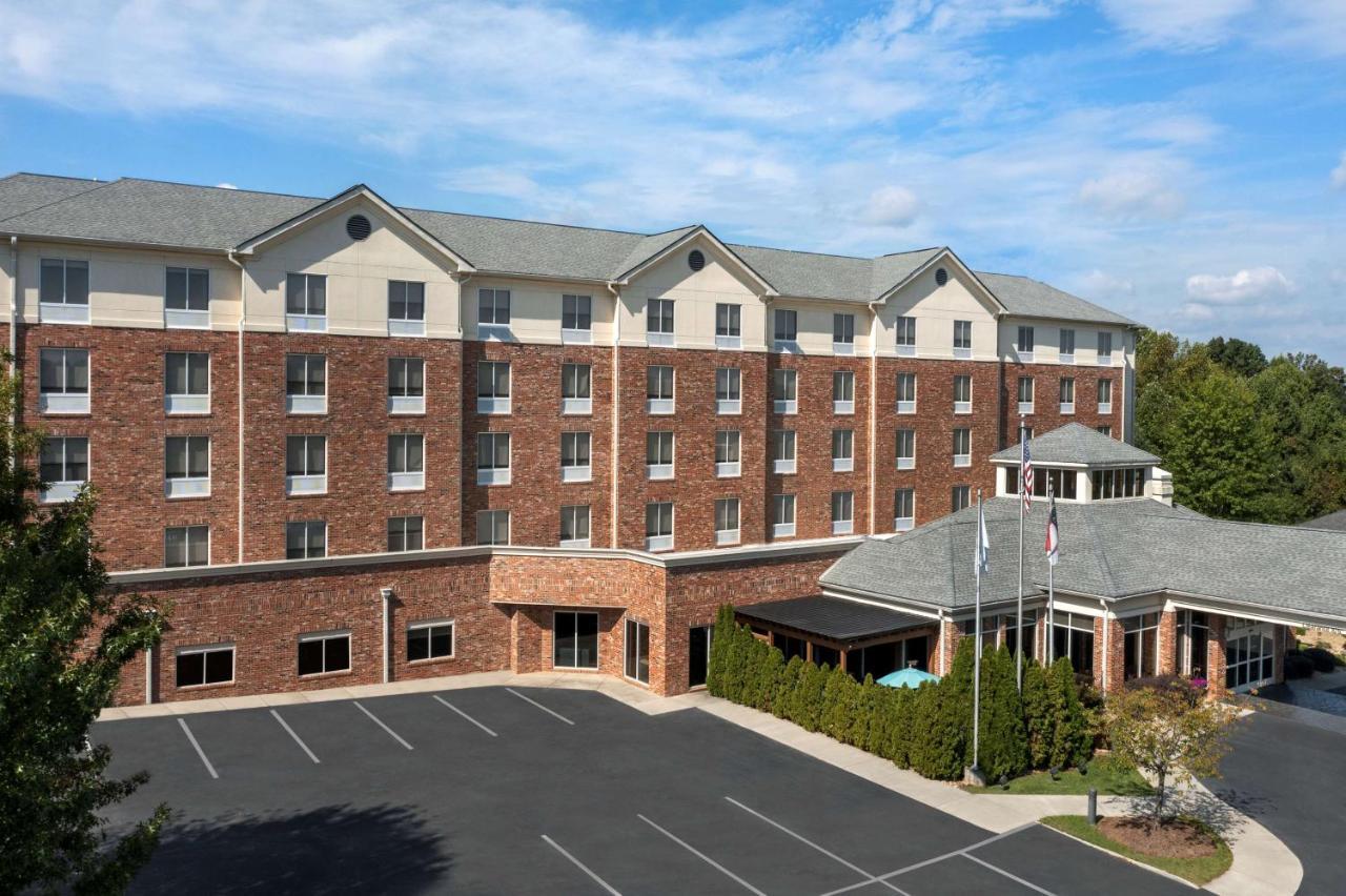 Hilton Garden Inn Charlotte/Mooresville Exterior photo